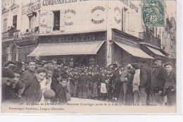 LANGON : Le Crime - Henriette Courreges Suivie De La Foule à L'entrée De La Rue Maubec (justice) - Très Bon état - Langon