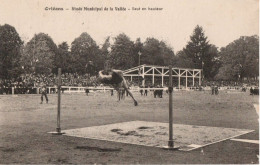 ORLEANS - Stade Municipal De La Vallée - Saut En Hauteur - Orleans