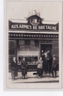 LORIENT : Carte Photo Du Magasin "aux Armes De Bretagne" ROBERT VALLEE - Très Bon état - Lorient