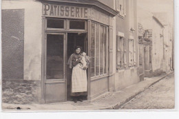 BUCHELAY : Carte Photo D'une Boulangerie Patisserie - Très Bon état - Altri & Non Classificati