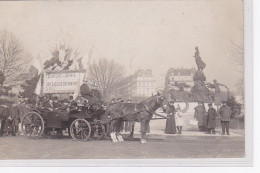 PARIS : Carte Photo D'un Omnibus Publicitaire Pour La Dorure Du Génie (or Liquide Instantané) - Très Bon état - Openbaar Vervoer