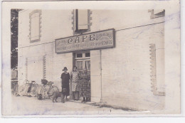 BLETTERANS : Carte Photo Du Café Du Champ De Foire (chaux Lourde Et Grasse) (vélo)- Bon état (traces) - Otros & Sin Clasificación