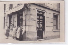 MARSEILLE : Carte Photo Du Tabac A L'angle De La Rue Bugeau - état (un Léger Pli) - Non Classés