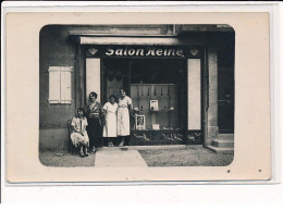 DIGNE : Carte Photo Du Salon De Coiffure Reine - Très Bon état - Digne