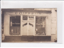 A LOCALISER : Photo D'un Salon De Coiffure (coiffeur) - Très Bon état - Photos