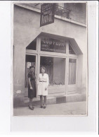 A LOCALISER : Carte Photo D'un Salon De Coiffure (coiffeur) -  Très Bon état - Foto's