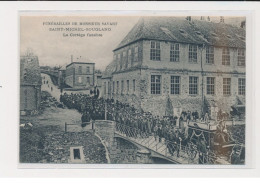 SAINT MICHEL SOUGLAND -  Funérailles De Monsieur Savart - Le Cortège Funèbre - Très Bon état - Autres & Non Classés