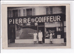 PARIS 9 ème : Carte Photo Du Salon De Coiffure PIERRE - Très Bon état - Arrondissement: 09