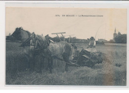 EN BEAUCE - La Moissonneuse-lieuse - Très Bon état - Sonstige & Ohne Zuordnung