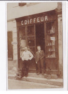 CREON : Carte Photo D'un Salon De Coiffure (coiffeur) - Très Bon état - Autres & Non Classés