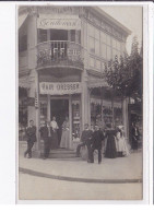 DINARD : Carte Photo Du Salon De Coiffure (Hair Dresser - Coiffeur) Rue De L'Ecluse - Très Bon état - Dinard