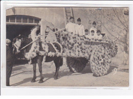 CHATEAURENARD : Carte Photo D'un Char (cavalcade) (photo Georges) - état - Chateaurenard