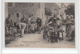 SCENES DE LA VIE NORMANDE : La Voiture A Chiens Des Marchands De Moules - Très Bon état - Other & Unclassified