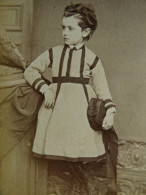 Photo Cdv Erwin, Paris - Petite Fille, Madeleine Martelet Second Empire En 1867  L679 - Alte (vor 1900)