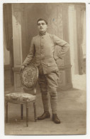 CARTE  PHOTO   MILITAIRE  AVEC  NO  43  CUR  LE  COL - Reggimenti