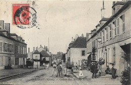 CORBIGNY Grande Rue. Hôtel De La Poste - Corbigny