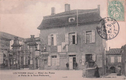 LECTOURE-hôtel Des Postes Et Porte De La Sous-préfecture - Lectoure