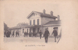 La Gare : Vue Extérieure - Le Raincy