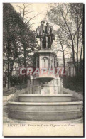 VINTAGE POSTCARD Brussels Statues Counts D Egmont And Of Hornes - Monumenten, Gebouwen
