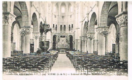 35 VITRE INTERIEUR DE LEGLISE SAINT MARTIN - Vitre