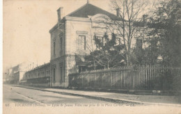 07 // TOURNON   Lycée De Jeaunes Filles - Vue Prise De La Place Carnot  LL 63 - Tournon