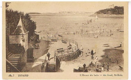 35    DINARD  L HEURE DU BAIN  AU FOND ST MALO - Dinard