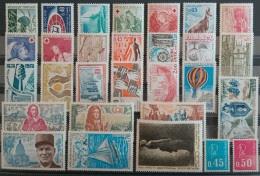 Lote: Francia. Varios Algunos Series Completas, Todos Nuevos Sin Charnelas. 29/Valores - Vrac (max 999 Timbres)