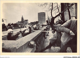 AHVP11-0991 - GREVE - Bruxelles 16 Mars 1982 - Manifestation FGTB Des Sidérurgistes  - Staking