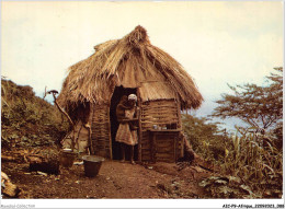 AICP9-AFRIQUE-1008 - Une Caye Pays - Jeune Fille Africaine Tenant Un Enfant - Non Classés