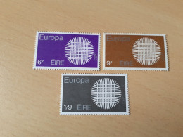 TIMBRES   IRLANDE    ANNÉE  1970      N  241  A  243   COTE  9,00  EUROS   NEUFS   LUXE** - Ungebraucht