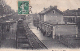 La Gare : Vue Intérieure - Palaiseau