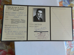 MILITARIA :CARTE DES ETATS DE SERVICES DE GUERRE DU COMBATTANT 1940/45 AVEC PHOTO - Documents