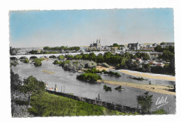 TOURS - Vue Générale Sur La Ville Et La Loire - Au Fond, La Cathédrale - Edit. Estel - Circulé En 1954 - - Tours