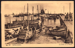 29-0023 - Carte Postale FINISTERE (29) - GUILVINEC - La Jetée Et Le Phare - Guilvinec