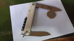 B18 / COUTEAU BLANC MARQUE ??? - Knives