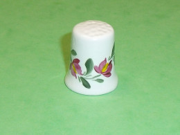 TB110B / Dé /Dés à Coudre / Autres Divers : Fleur - Thimbles