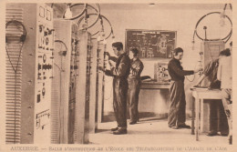 AUXERRE - Salle D'Instruction De L'Ecole Des Télémécaniciens De L'Armée De L'Air - Andere & Zonder Classificatie