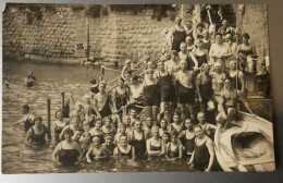 OLD POSTCARD CROATIA HRVATSKA OPATIJA SLIKANO NA PLAZI YOUNG MEN AND WOMEN IN SWIMSUITS FOTO REAL PHOTO AK 1926 - Kroatië