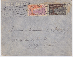 Enveloppe Par Avion Du Cameroun Douala Postée En 1948 Pour Argenteuil Avec Timbres De 1924/26 N° 130 Et N° 131 - Cartas & Documentos