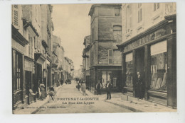 FONTENAY LE COMTE - La Rue Des Loges - Fontenay Le Comte