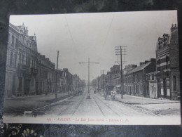 Carte Postale Somme, Amiens, La Rue Jules-Barni - Amiens