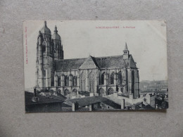 Nicolas-du-Port La Basilique Maison Des Magasins Réunis - Autres & Non Classés