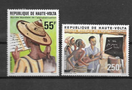 1979 - N° 494 à 495**MNH - Année Alphabétisation - Haute-Volta (1958-1984)