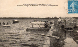 33 HOURTIN LES BORDS DU LAC RADEAUX CHARGES DE MADRIERS EN COURS DE DECHARGEMENT SUPERBE ANIMATION CLICHE UNIQUE - Otros & Sin Clasificación