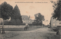 87 : Saint-Sulpice-les-Feuilles : Champ De Foire - Saint Sulpice Les Feuilles