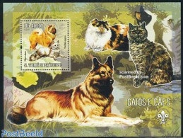 Sao Tome/Principe 2006 Dogs & Cats S/s (scouting Sign On Border), Mint NH, Nature - Sport - Cats - Dogs - Scouting - Sao Tome En Principe