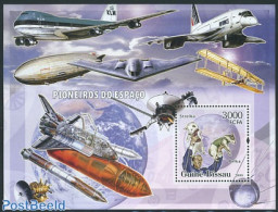 Guinea Bissau 2006 Strelka S/s, Mint NH, History - Nature - Transport - Netherlands & Dutch - Dogs - Concorde - Space .. - Géographie