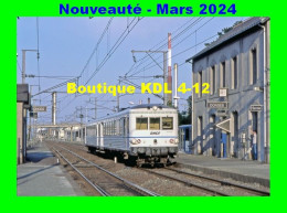 ACACF 861 - Autorail Caravelle "Ambulance" X 4688 En Gare - DONGES - Loire Atlantique - SNCF - Estaciones Con Trenes