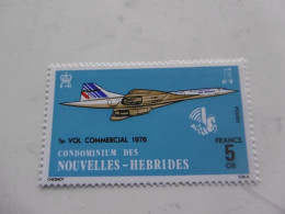 NOUVELLES HEBRIDES     P424  * *   CONCORDE PREMIER VOL COMMERCIAL L UNITE - Unused Stamps