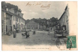 CHÂTENOIS - LA RUE SOUS L'EGLISE - ( 1910 ) - BELLE ANIMATION DE RUE - CARTE PRECURSEUR - - Chatenois